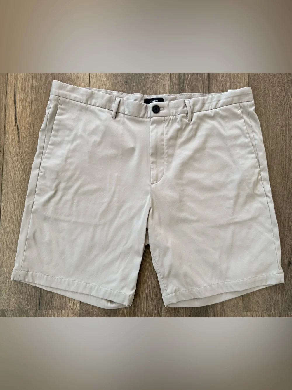 Theory Men’s Shorts Size 38 Beige light Gray Flat Front Casual Summer
